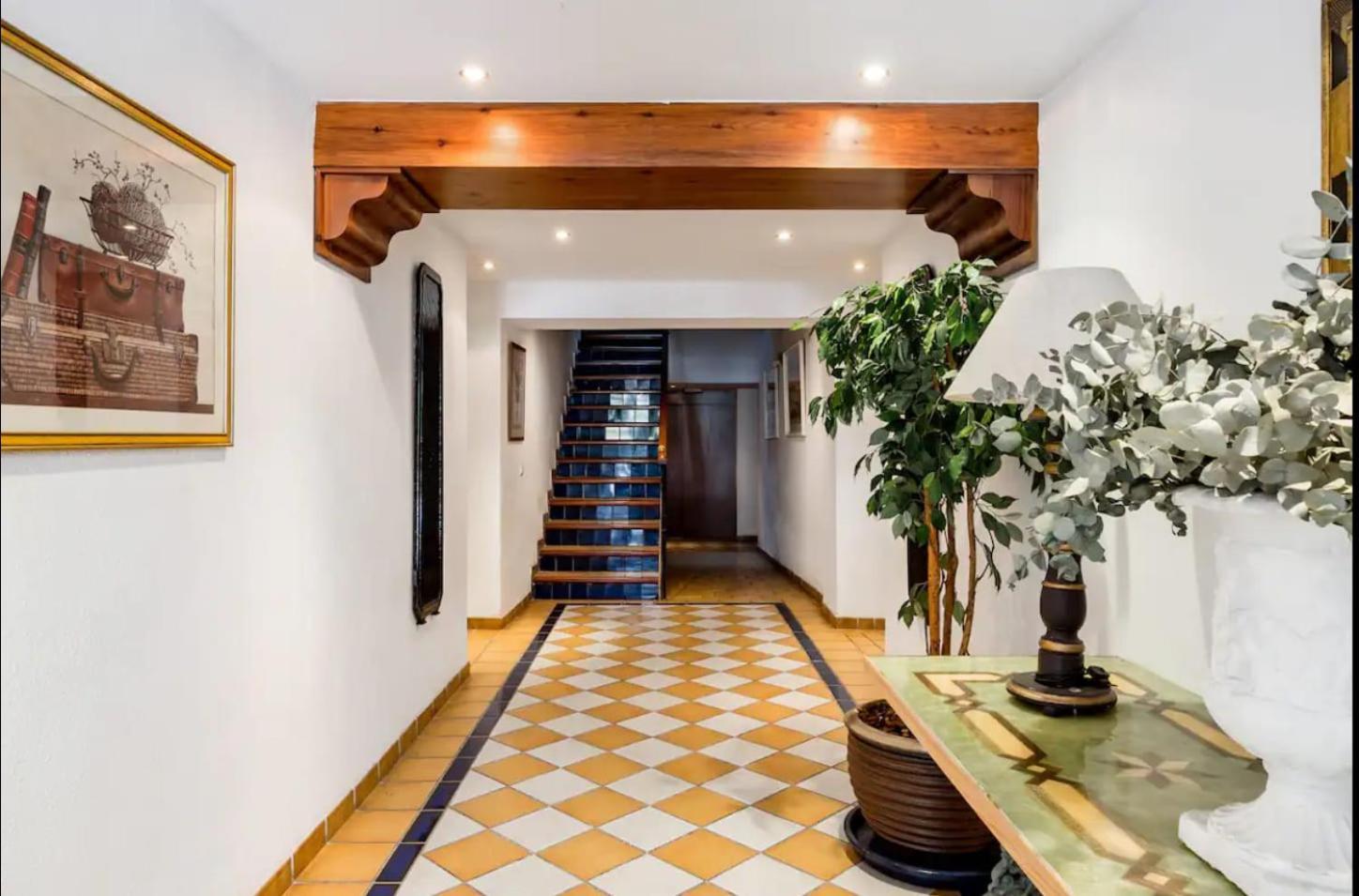Lomas - Pool, Terrace & View * Marbella