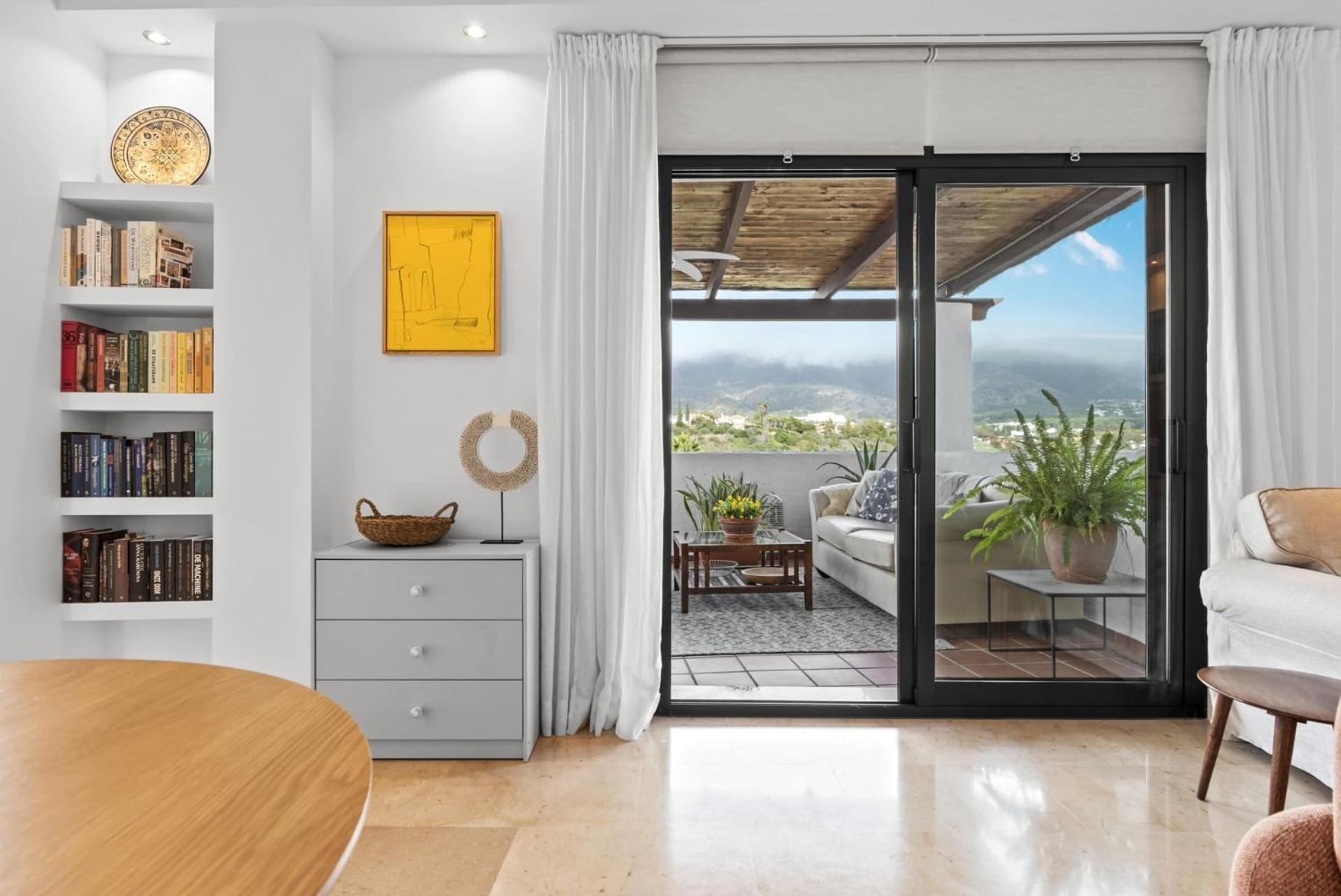 Lomas - Pool, Terrace & View Marbella