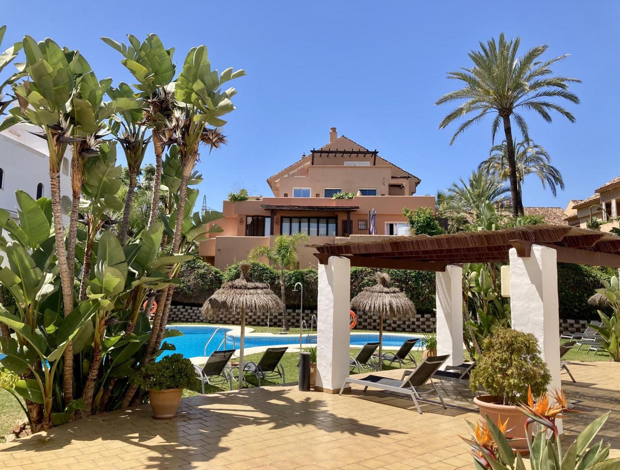 Lomas - Pool, Terrace & View Marbella